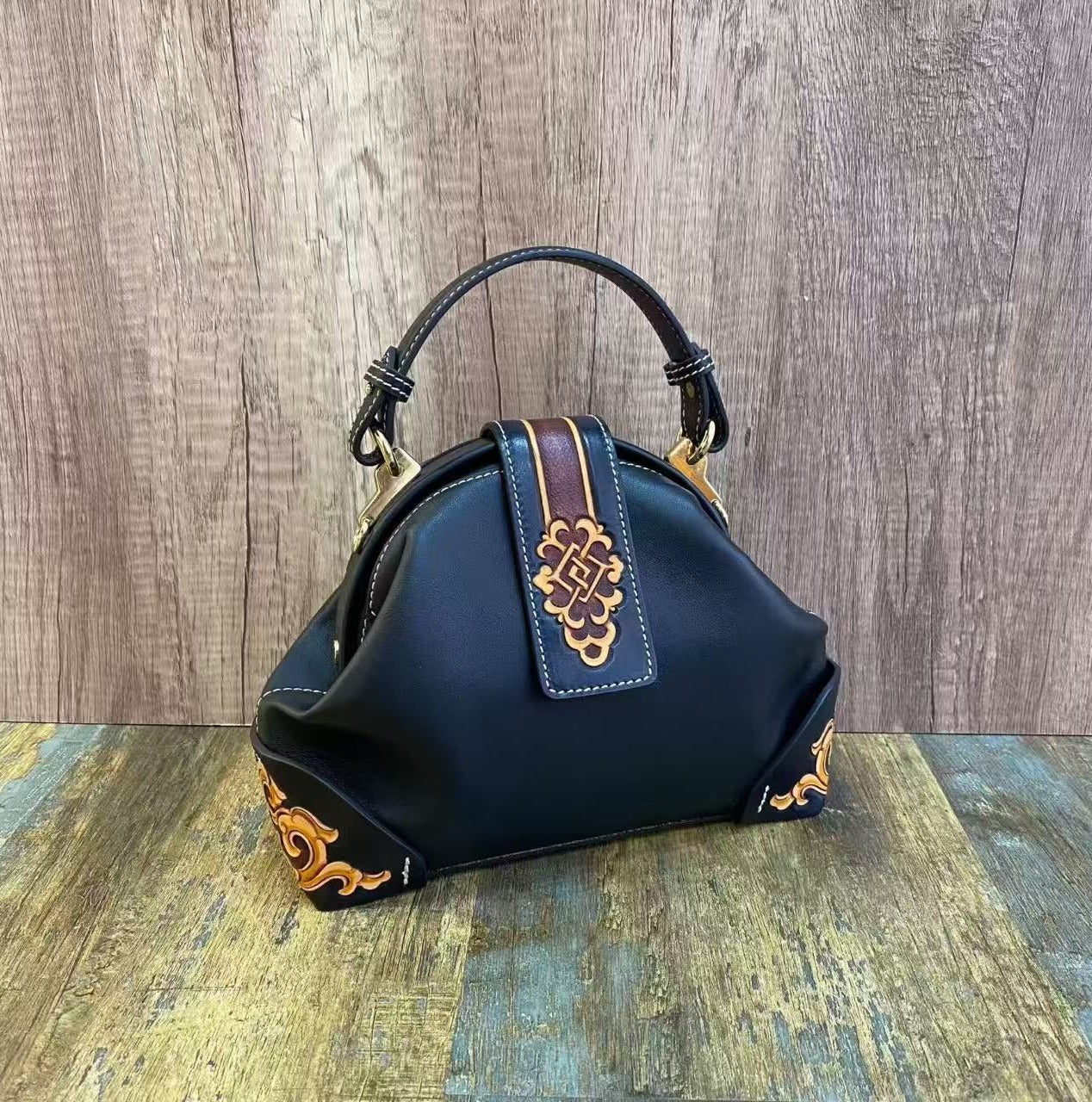 Sculpted Doctor Bag